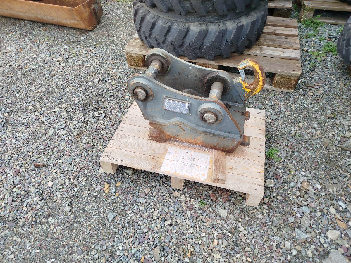 Hydraulický rychloupínák zn:Lehnhoff HS 08 na Wacker