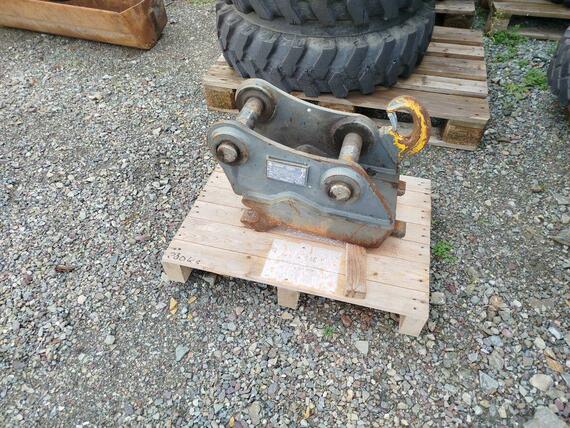 Hydraulický rychloupínák zn:Lehnhoff HS 08 na Wacker Hydraulický rychloupínák zn:Lehnhoff HS 08 na Wacker