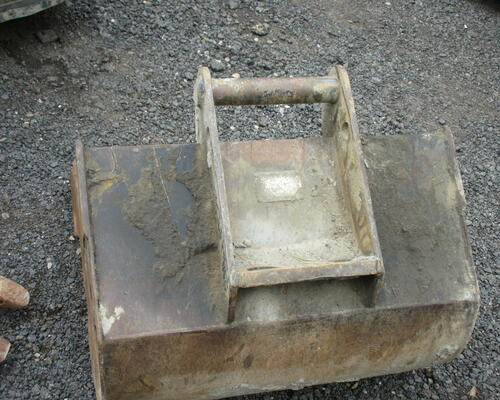 lopata na Komatsu 85 cm