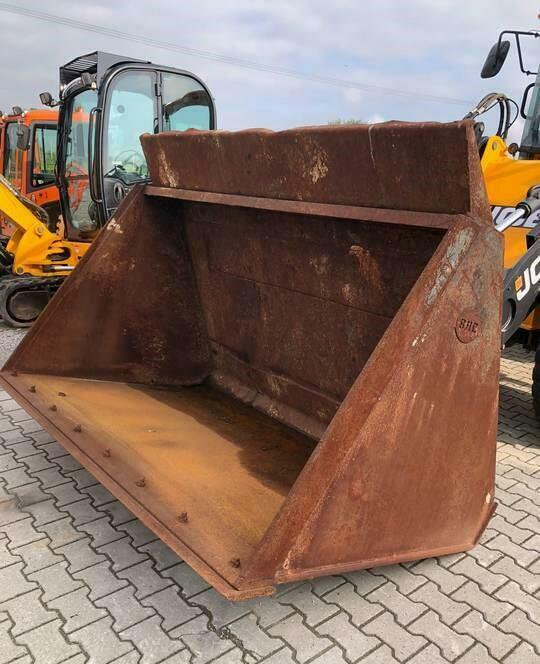 Lžíce pro čelní nakladač JCB 411, 4m3