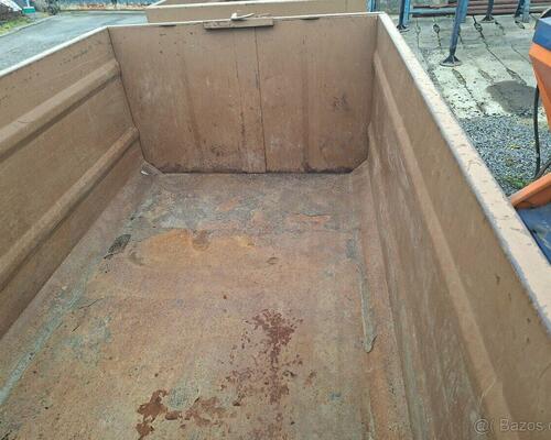 Multicar hákový kontajner