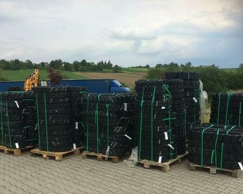 Nové pásy JCB, CAT, KUBOTA, VOLVO, TAKEUCHI, HITACHI