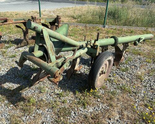 Pluhy za traktor 