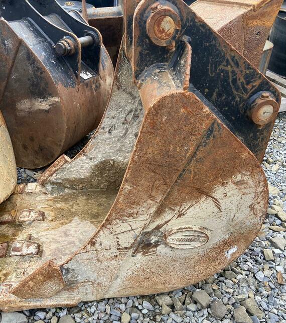  Pro JCB 3CX - Strickland 60 cm