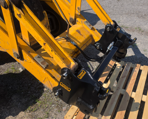 Rýchloupínač JCB 2CX, 3CX, 4CX predný mechanický na pôvodnú lopatu - VERTER