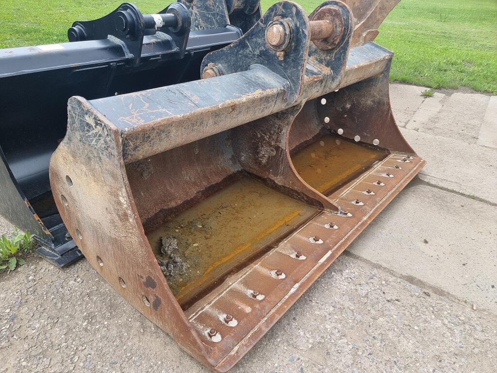 Svahovka 2100mm na 18-25t (JCB 220 atd.)