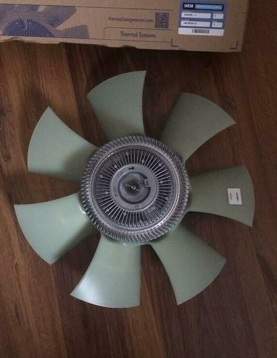 Viskózová spojka ventilátoru JCB 8025, 8026, 8030, 8035