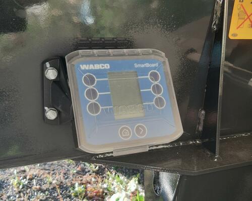 MEILLER MZDA 1822 M Hardox / ZVEDACÍ NÁPRAVA / plachta / WABCO SmartBoard / SKLADEM 