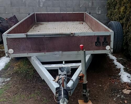 přívěs 3500Kg