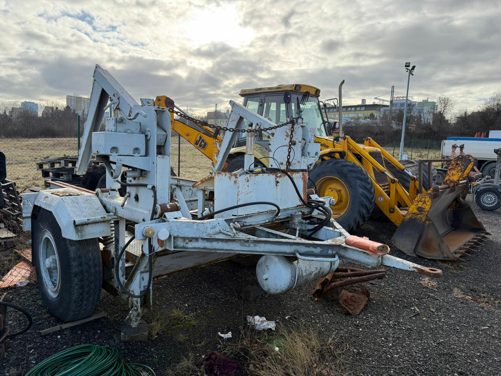 VEB přepravník kabelových cívek