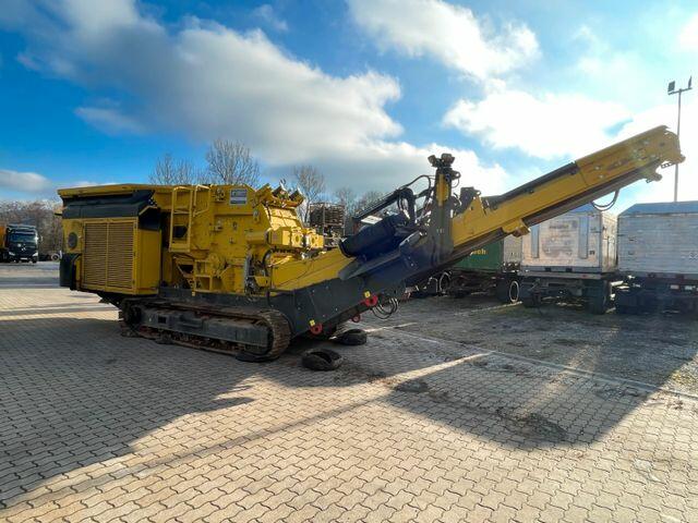 Odrazový drtič Keestrack R 3-48 STD