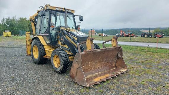CAT 432 D