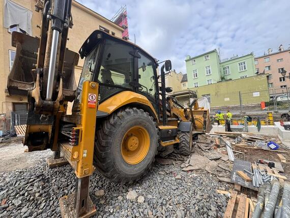 CAT 432F