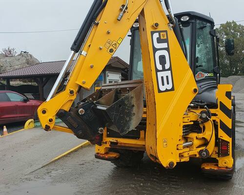 JCB 3CX, Contractor