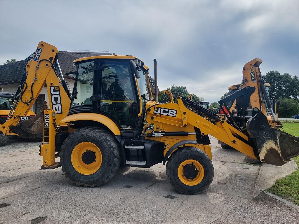 JCB 3CX Plus 2022 - 1900mth, joystick, 81kw, A/C, Powerslide
