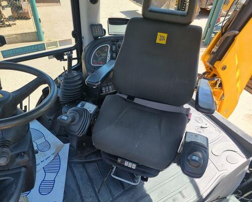 JCB 4CX v TOP výbavě a stavu - bez DPF, 2300mth