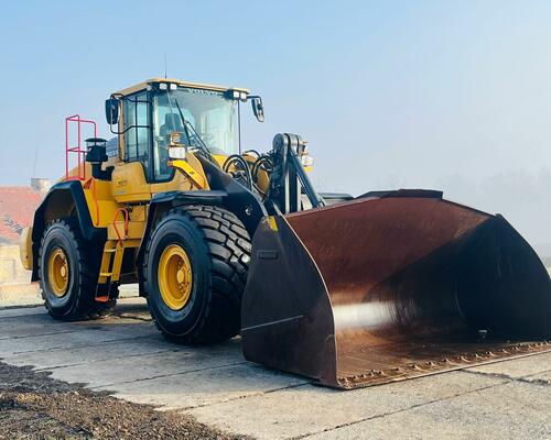 Kolový nakladač Volvo L180H (Možnost leasingu)