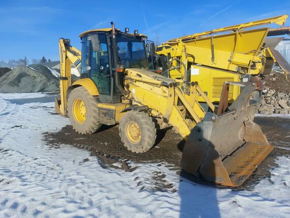 KOMATSU
