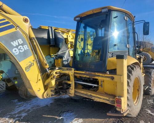 KOMATSU