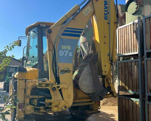 Komatsu WB