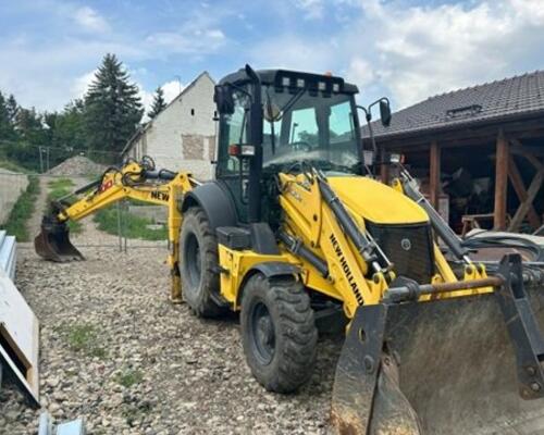 New Holland B100C
