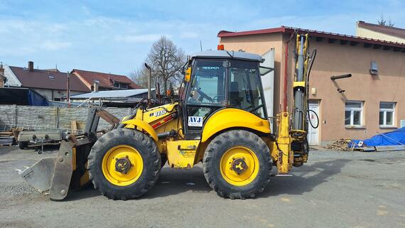 New Holland B115