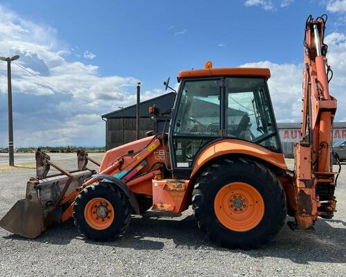 NEW HOLLAND BF 100  (FIAT KOBELCO)