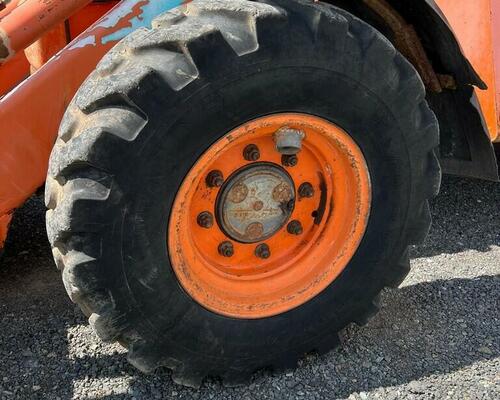 NEW HOLLAND BF 100 (FIAT KOBELCO)