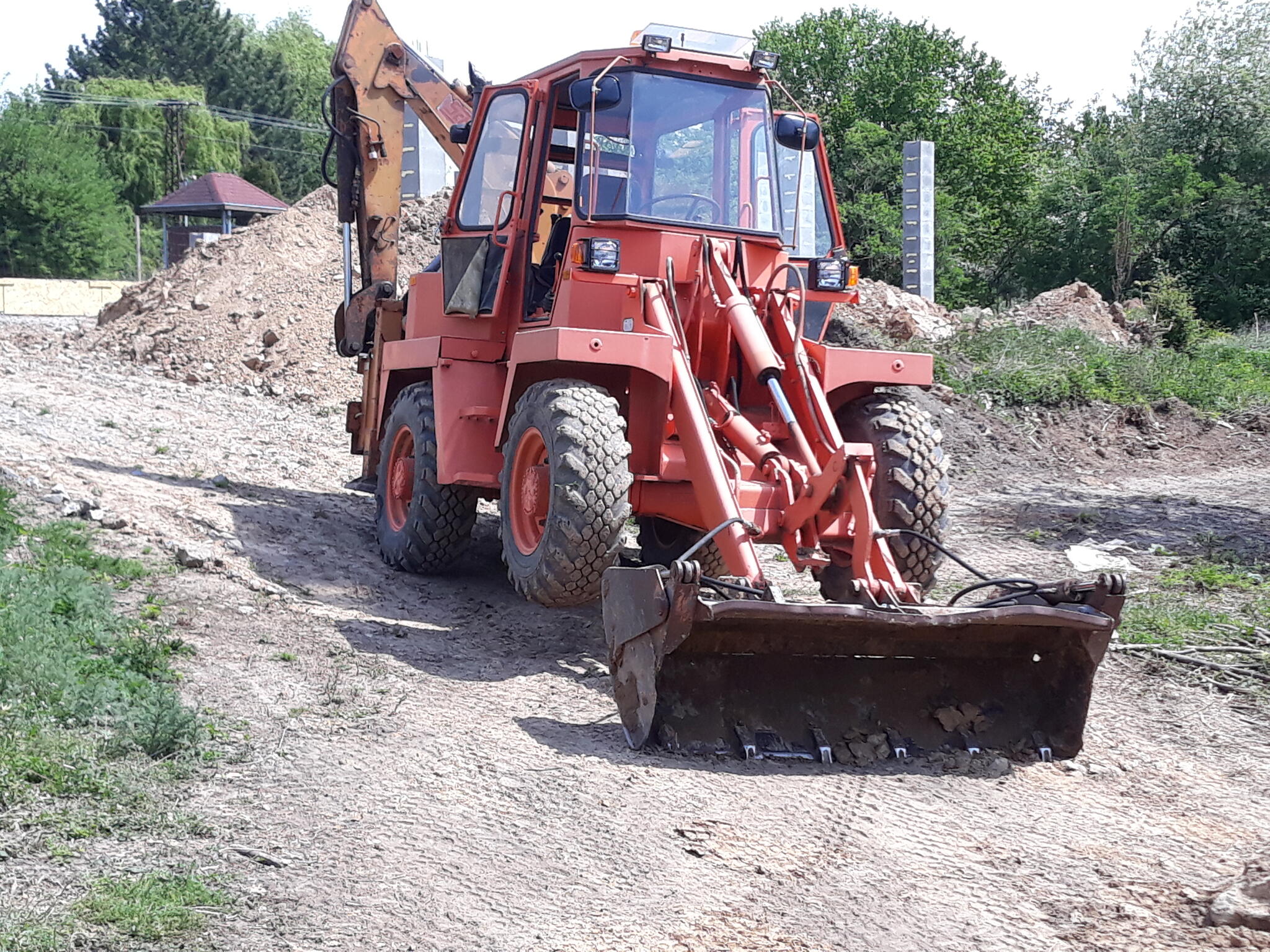 Schaef (Terex) SKB600