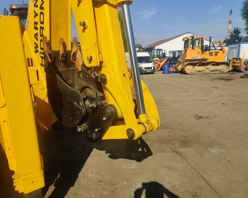 Traktorbagr Hidromek 102 S