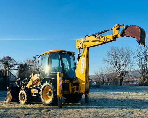 Traktorbagr JCB 3CX (Možnost leasingu)