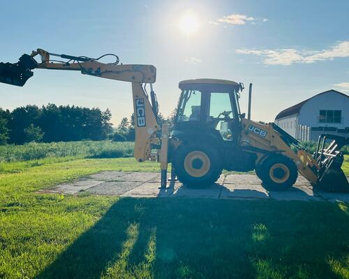 Traktorbagr JCB 3CX (Možnost leasingu)