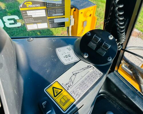 Traktorbagr JCB 3CX (Možnost leasingu)