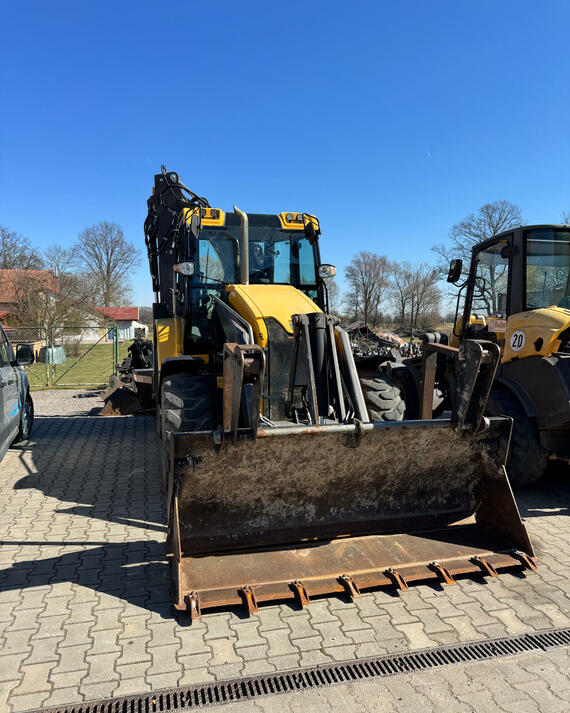 Traktorbagr Mecalac TLB890 PM