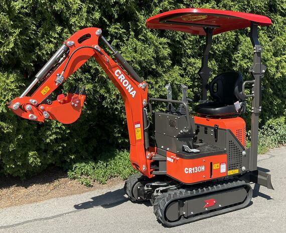 Bagr YANMAR třívalec 1300 kg CR13 + lžíce