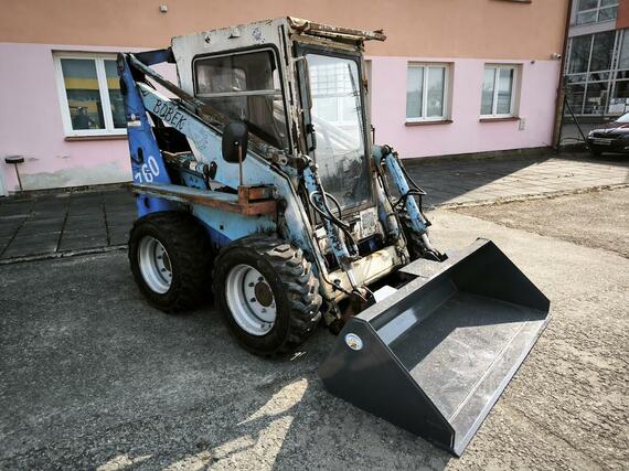 Bobek 760