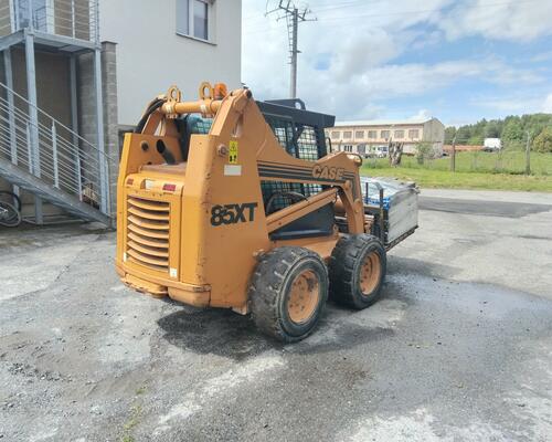 CASE 85XT