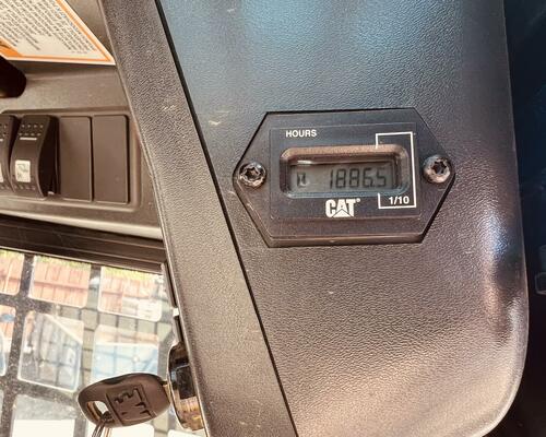 CAT 226 - jen 1900 mth CAT 226 - jen 1900 mth