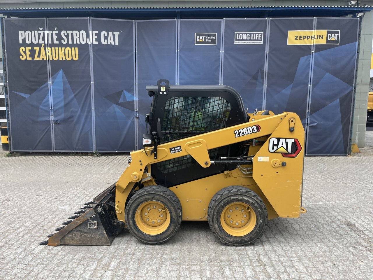 Caterpillar 226D3