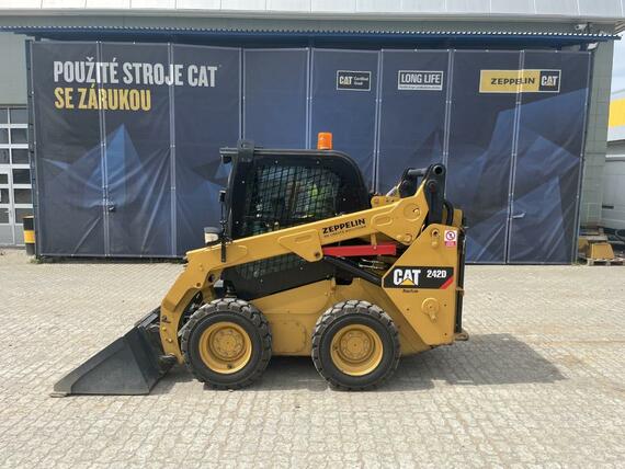 Caterpillar 242D