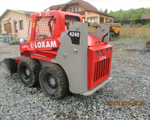 GEHL 4240