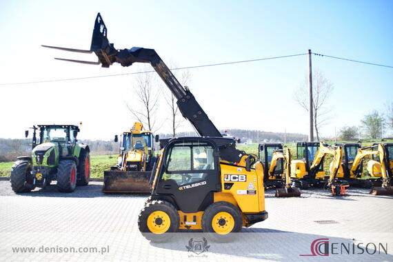 JCB 3TS-8W TELESKID
