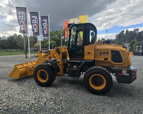 Kloubový nakladač LGCM LGE20 4×4 s kabinou