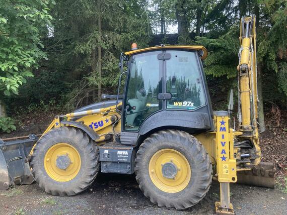 Komatsu WB97S