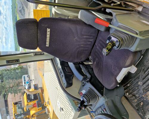 LIEBHERR 311 kolový bagr LIEBHERR A311