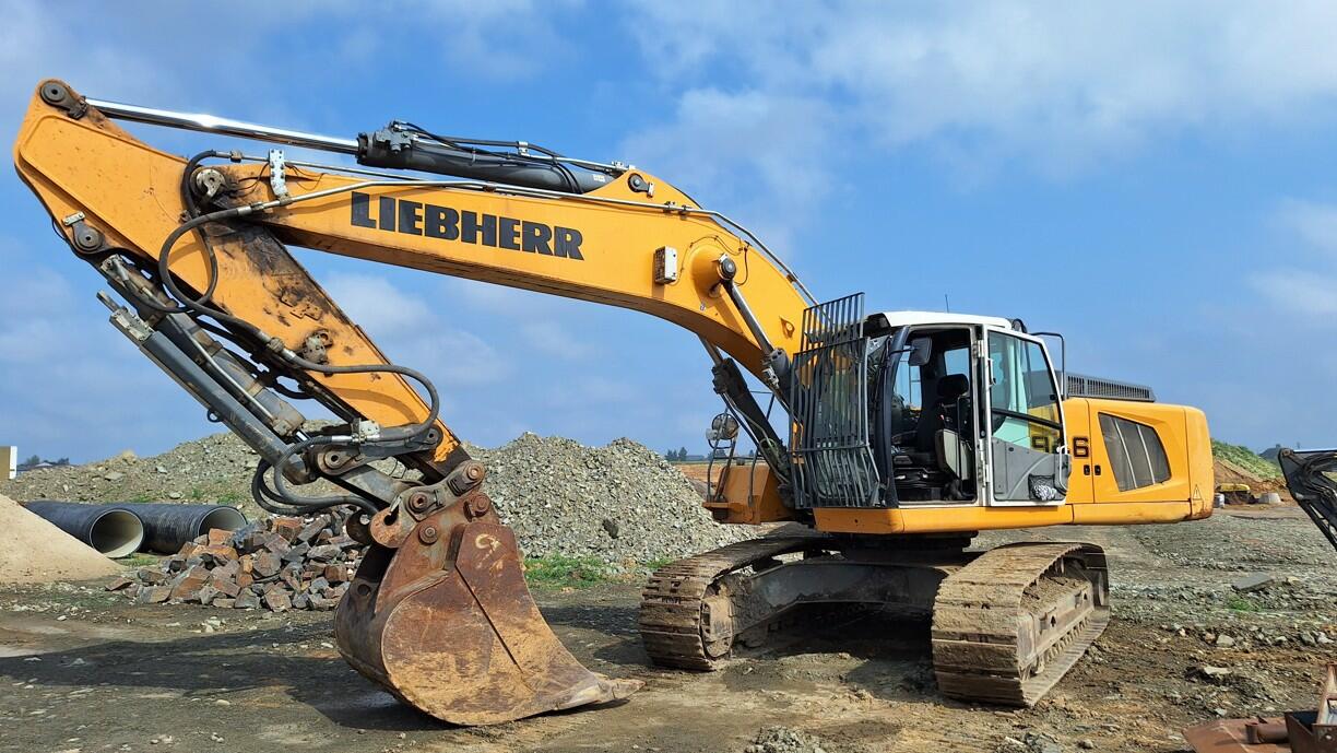Liebherr R 916