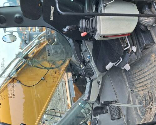 Liebherr R 916