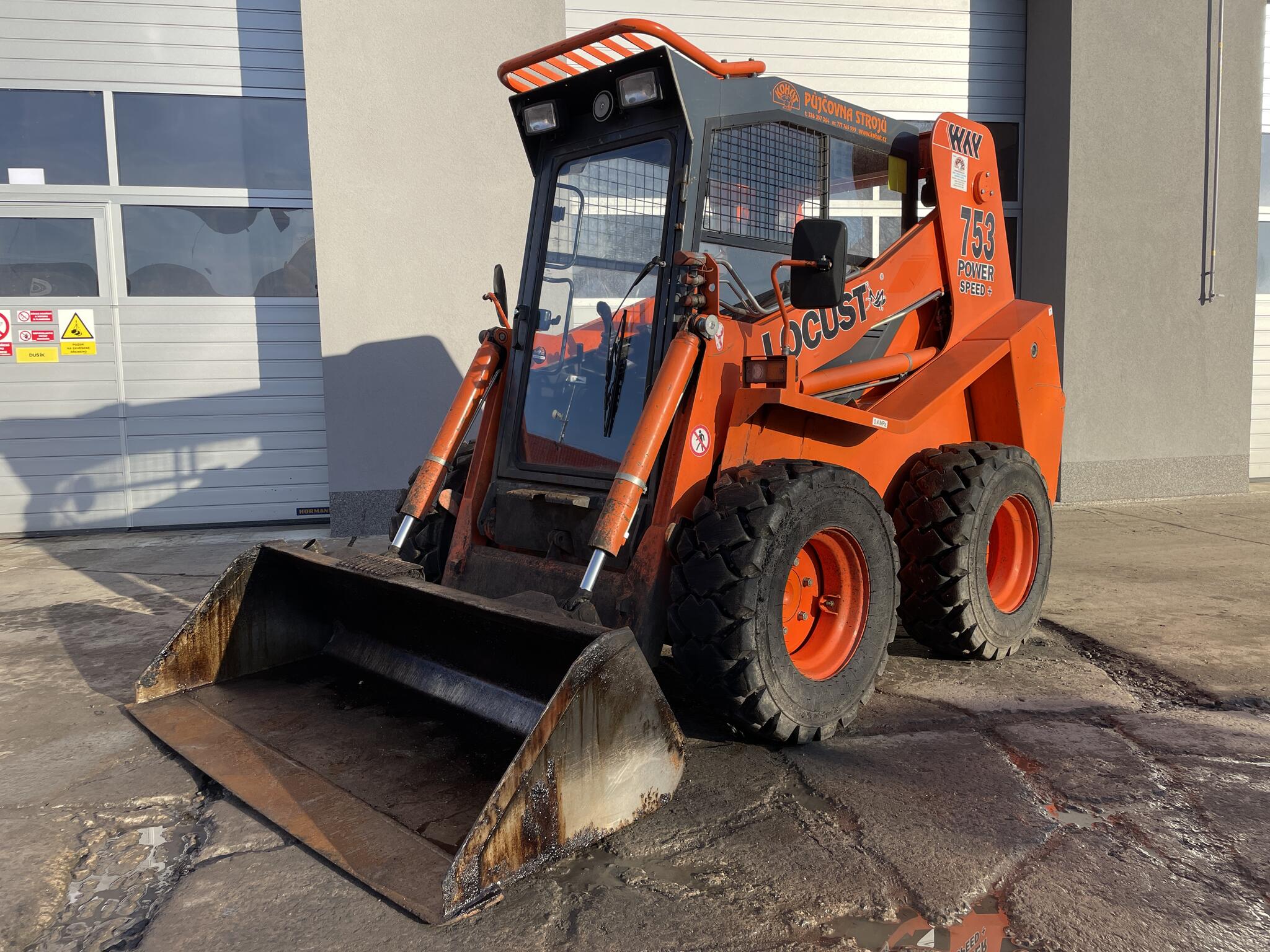 Locust 753 POWER speed