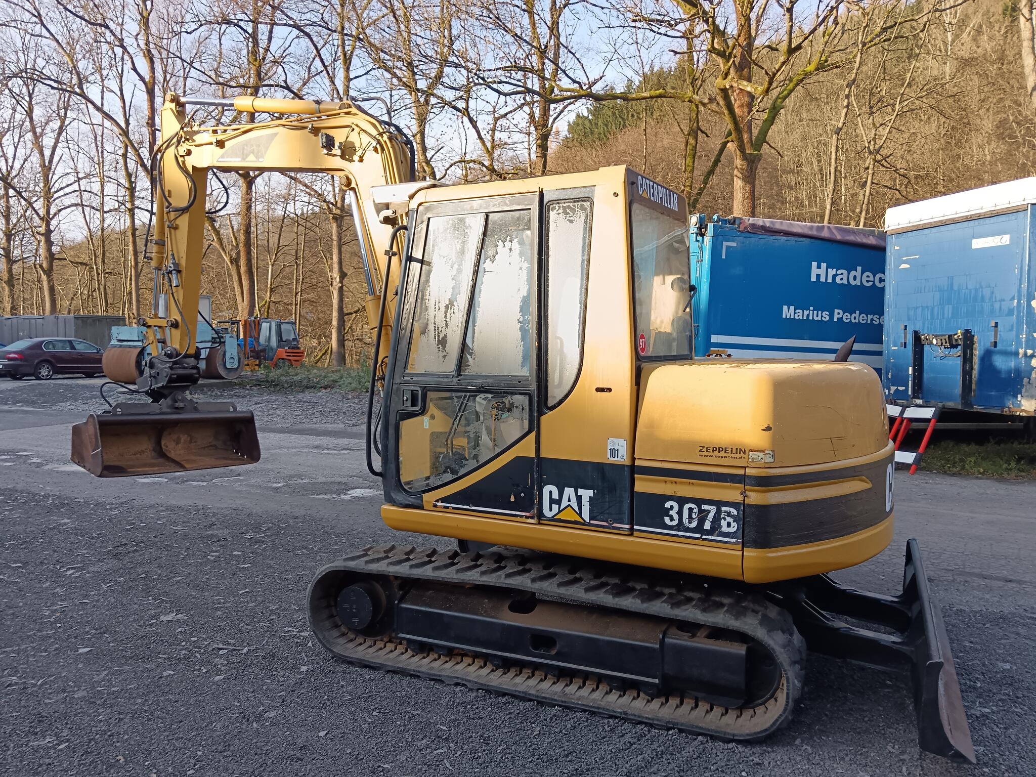 Pásový Bagr CAT 307 B