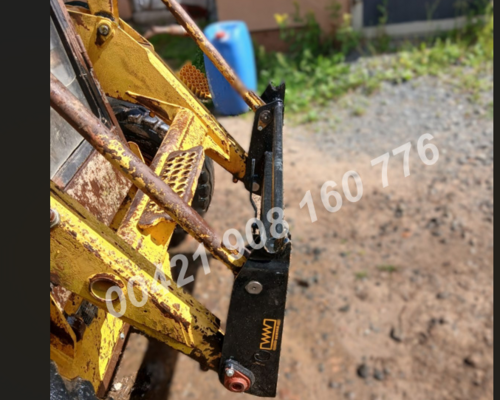 Rychloupínač, rychloupínák detvan UNC061, bobek, smykáč unc locust Rychloupínač, rychloupínák detvan UNC061, bobek, smykáč unc locust